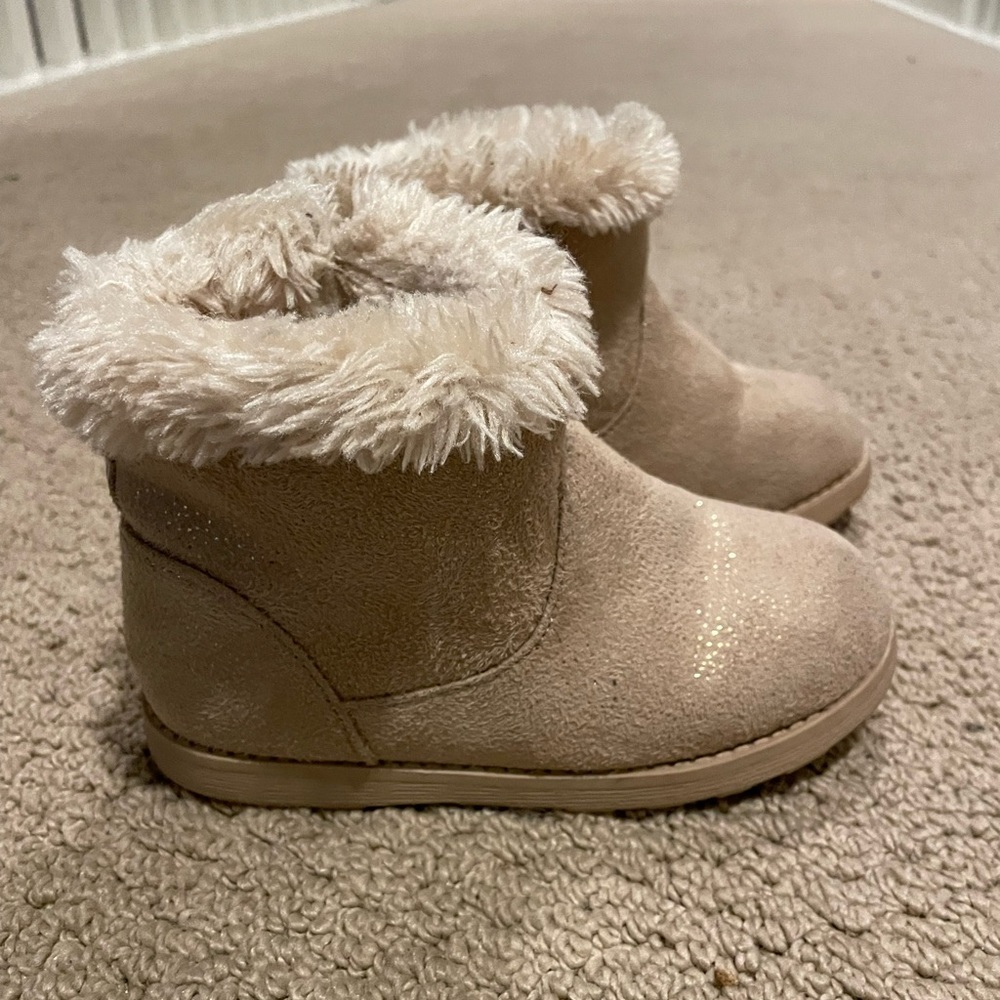 Cat & Jack Gold Sparkle Sheerling Boot Toddler size 10